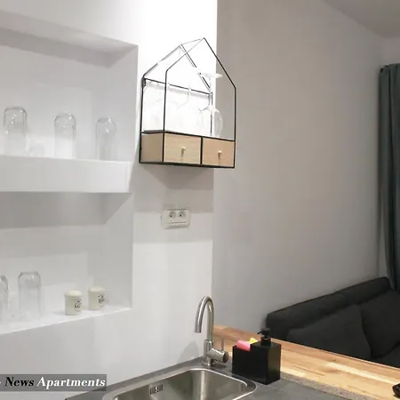 Black & White - News Apartment Bucharest